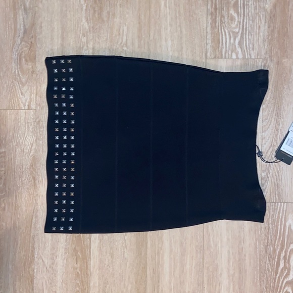 Bondage Skirt - Picture 1 of 4